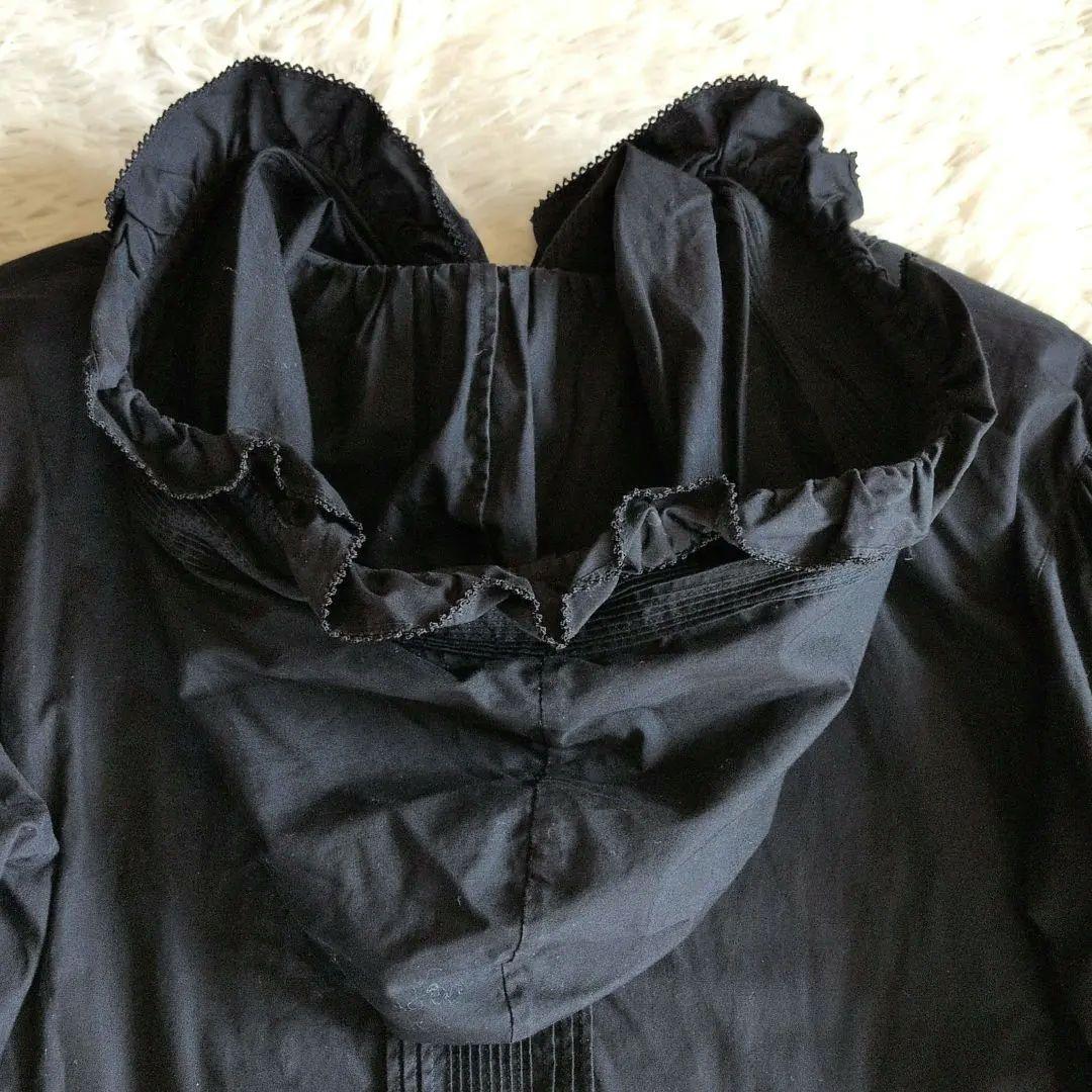 カネコイサオ ピンタック フリル リボン ブラウス シャツ ブラック　フード