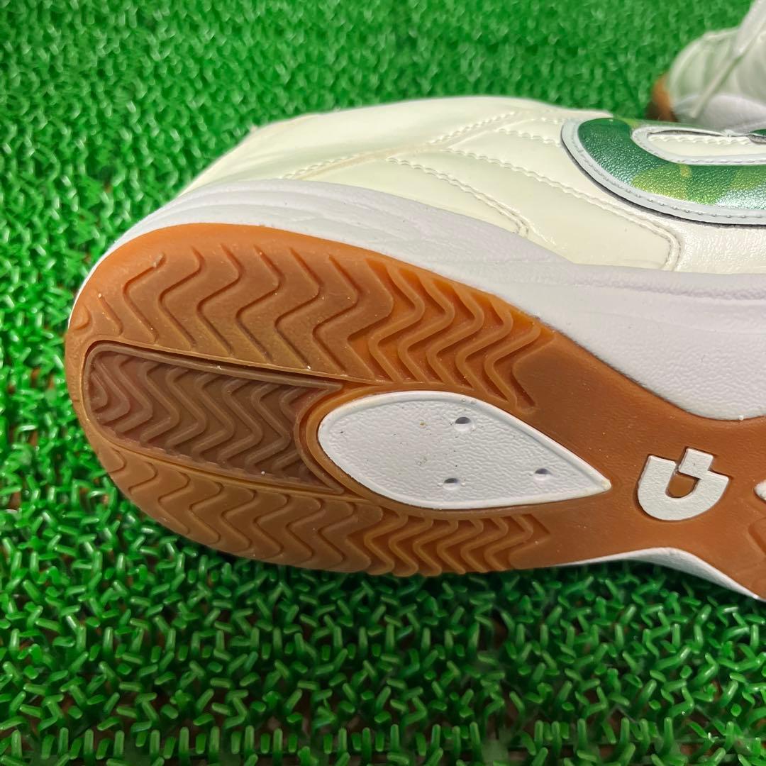 デスポルチ フットサルシューズ