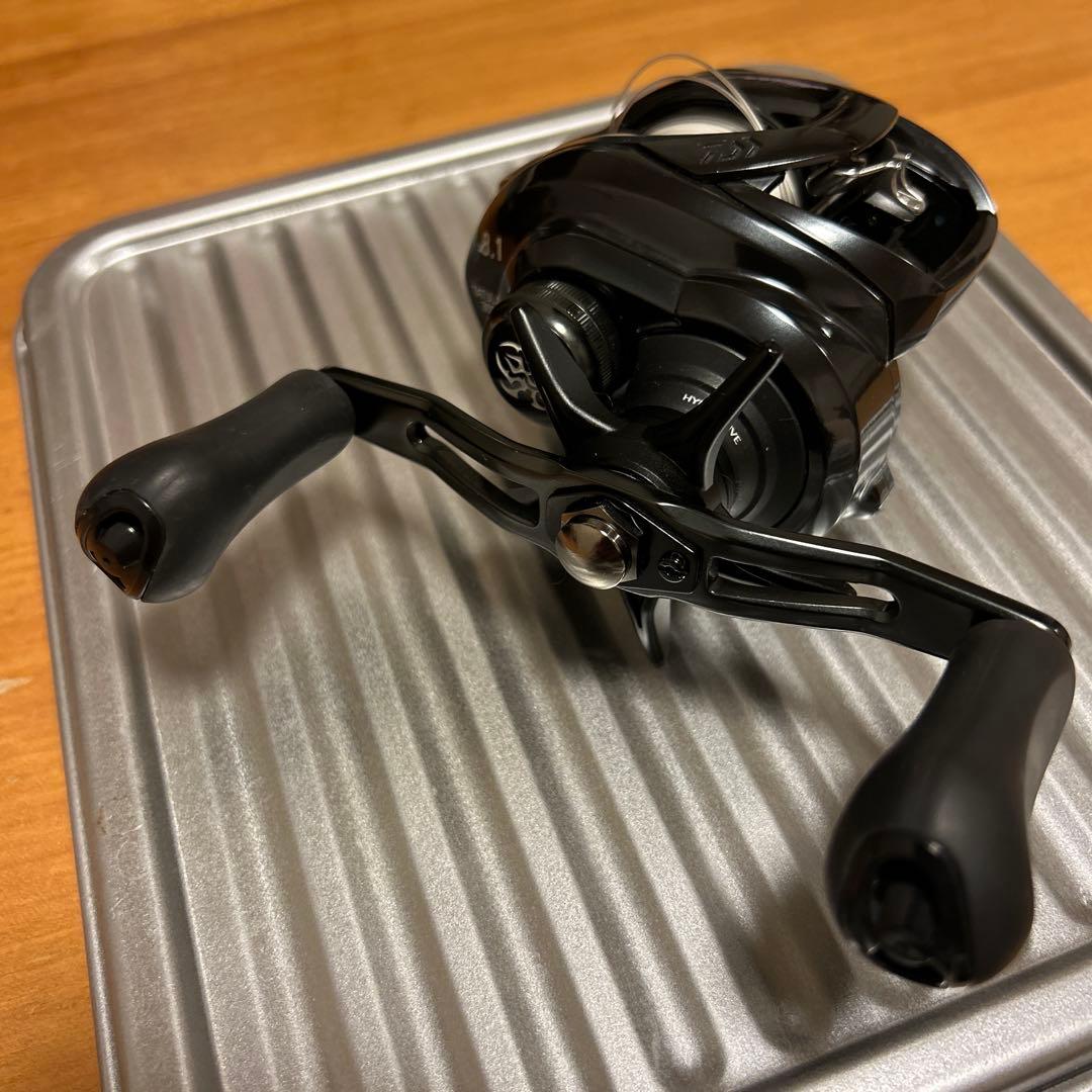 ダイワ21 タトゥーラ TW 300XH 右ハンドル2021年モデル