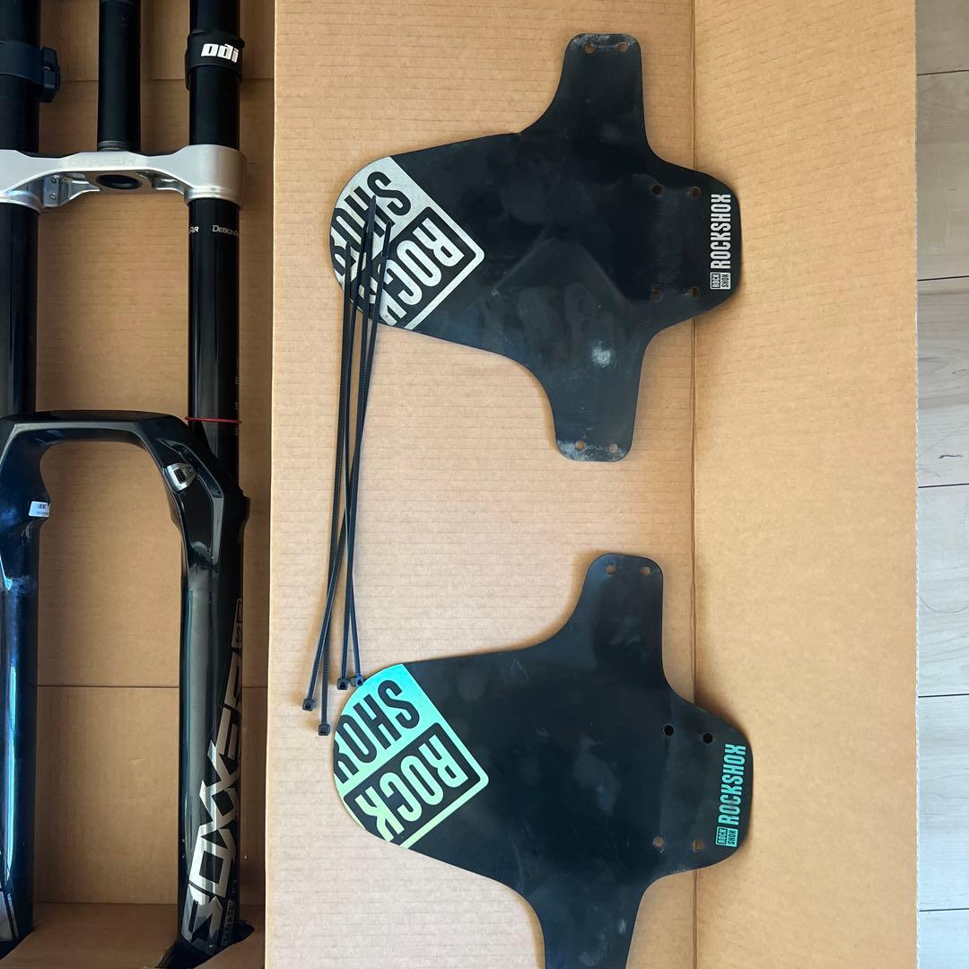 ROCK SHOX BOXXER & RENTHALハンドル、ステム