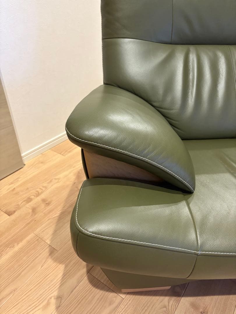 カリモク チターノレザー 2.5人掛けソファ