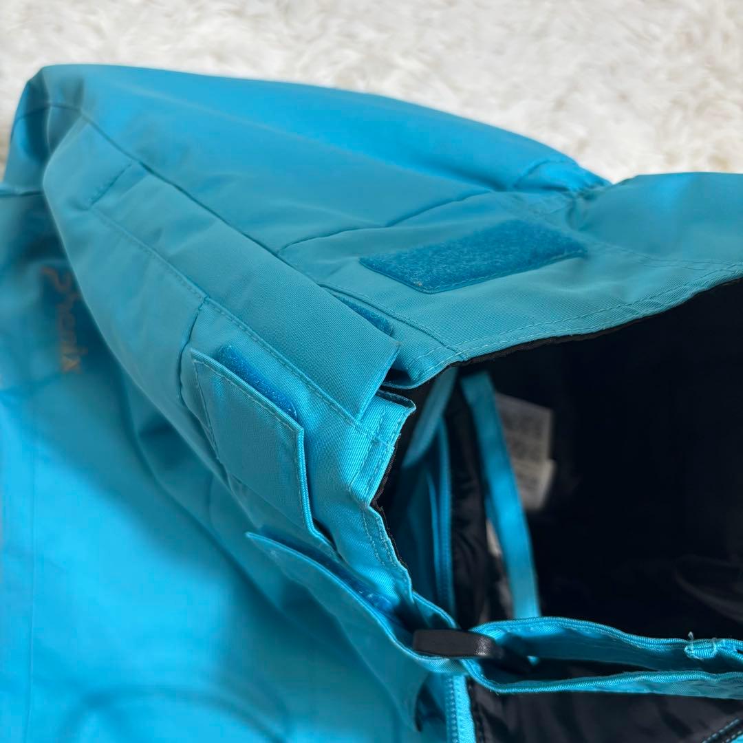 極美品✨フェニックス　セットアップ　スキーウェア　フード脱着可　ハート柄　130