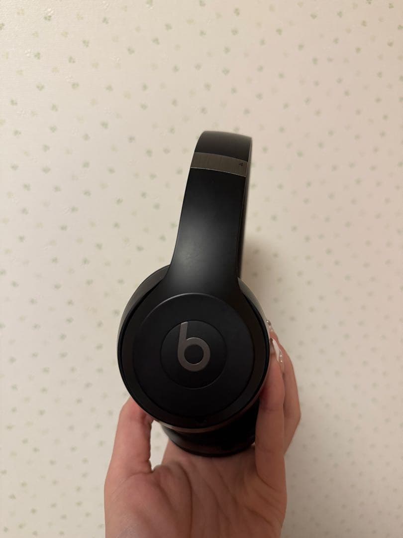 Beats Solo4 ヘッドフォン　ブラック