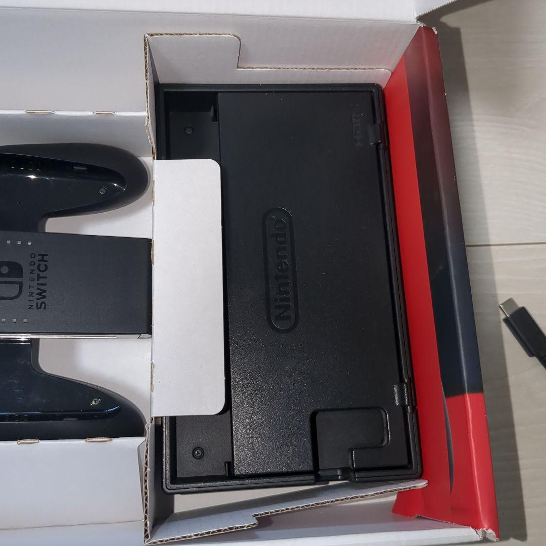 ほぼ未使用　美品　Nintendo Switch 本体バッテリー強化　2020年