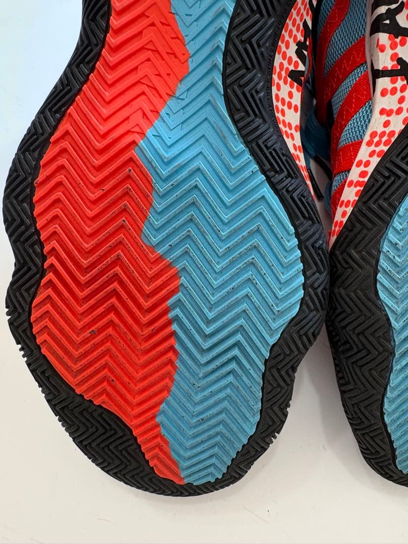 箱付きadidas DAME 6 バスケットボールシューズ プシャーTコラボ