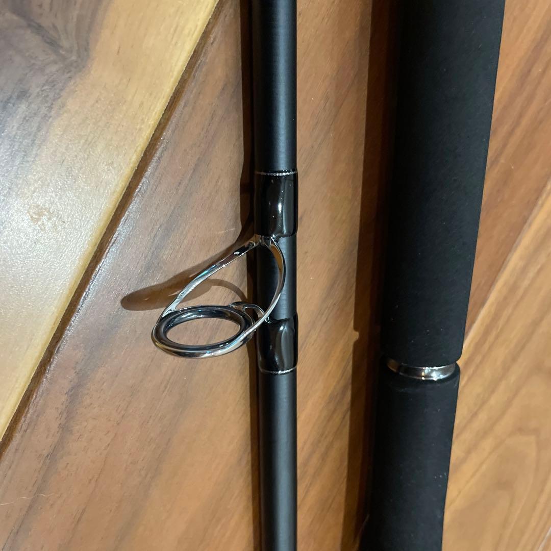 がまかつ　LUXE SHORE Gorilla R 100XXH