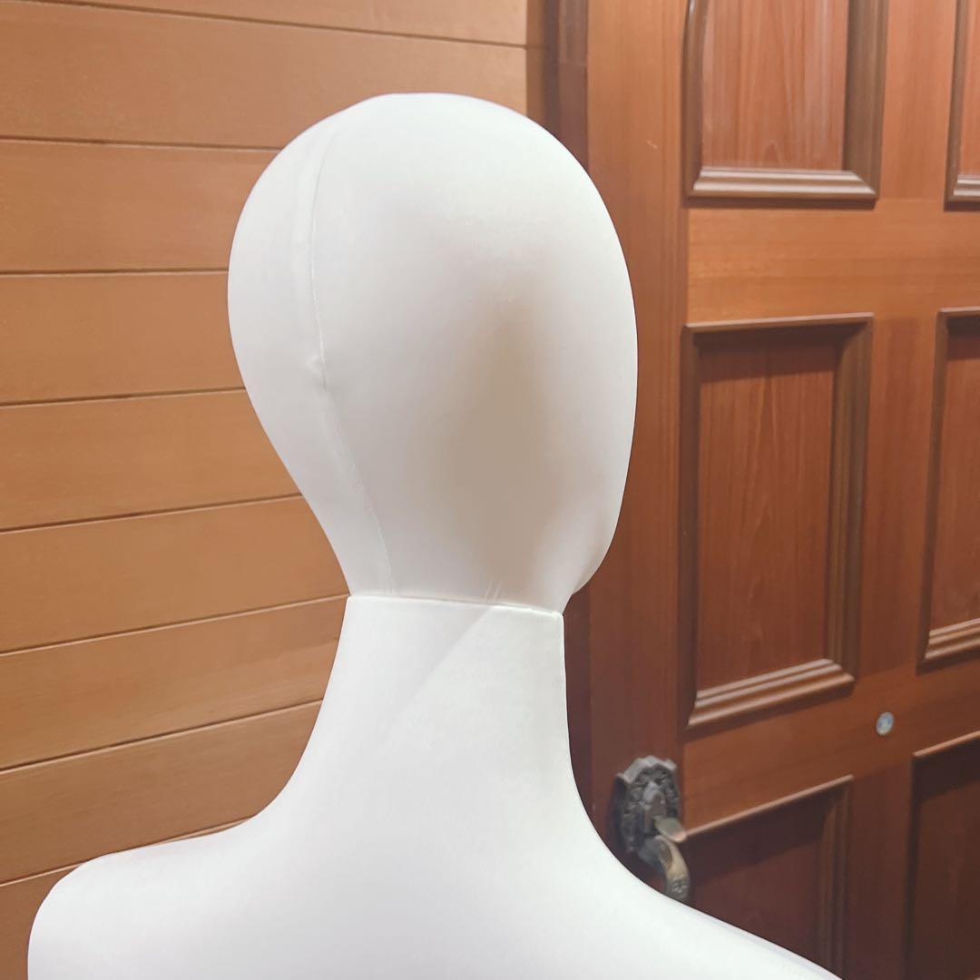 ミルコホワイト トルソー 頭部付き 腕付き アーム付き レディース 可動式