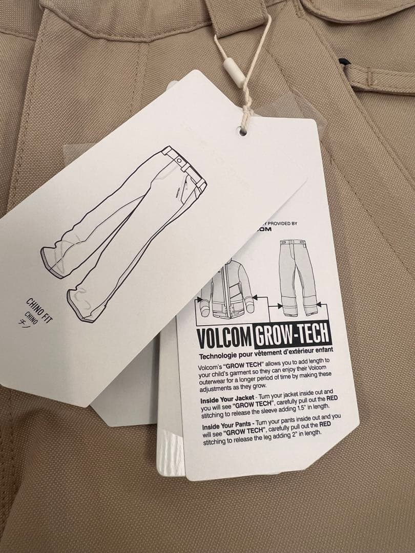 新品 VOLCOM ボルコム スキーウェア 140 130 10Y