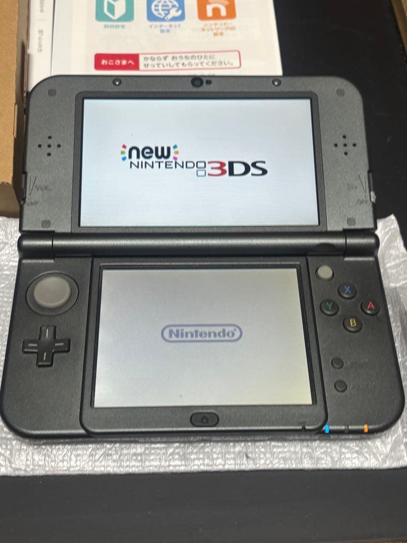 Newニンテンドー3DS LL メタリックブラック