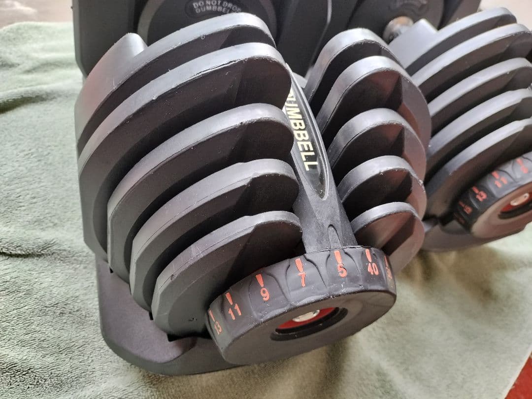 DUMBBELL 可変式ダンベル 最大40kg 片側B