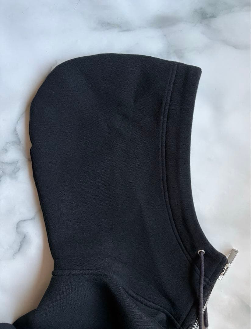 あ*ん様 SACAI サカイ ブラック×ネイビー パネルキルティング パーカー