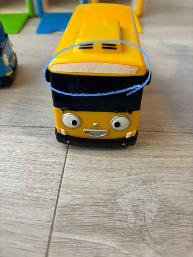 ちびっこバスTAYO 車庫　プルバックカー　6点