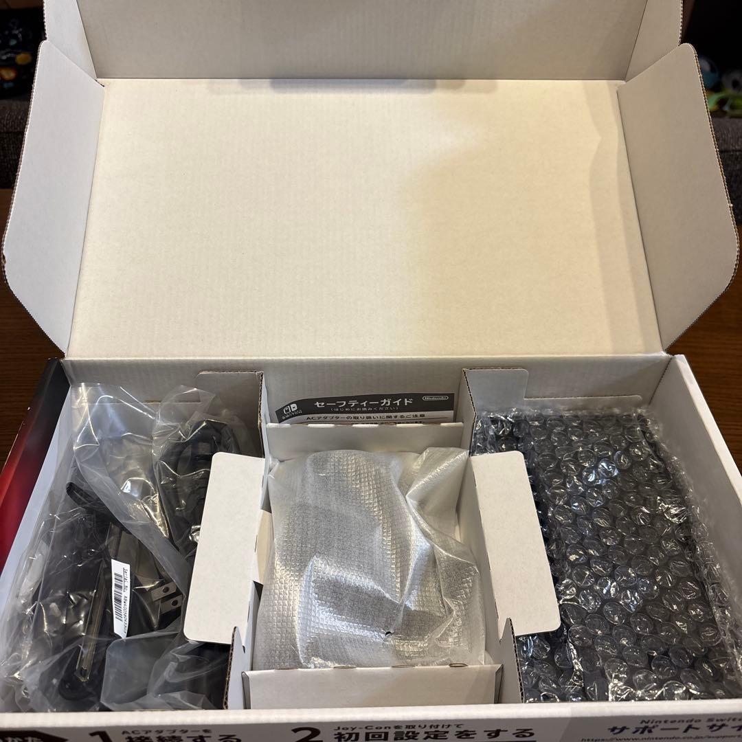 ケース&microSD128GB付Switch Nintendo Switch