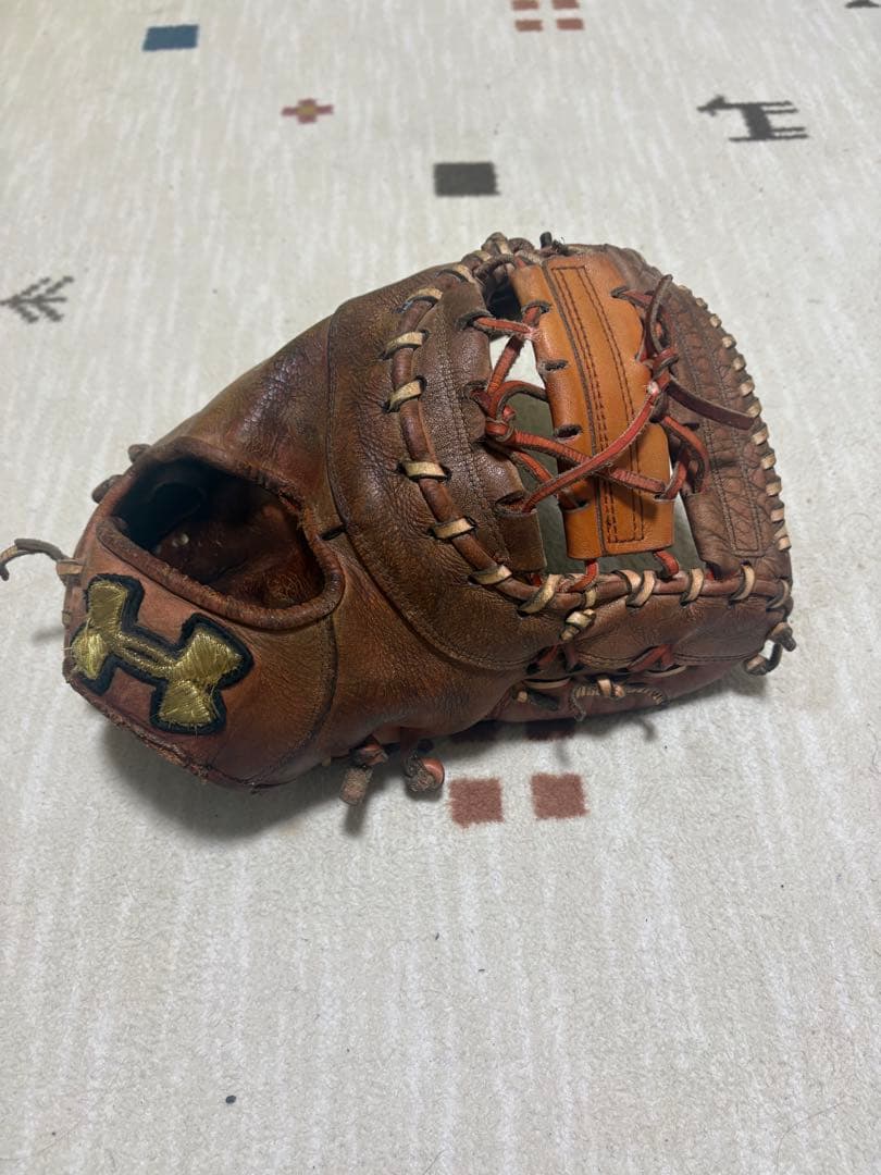 Under Armour ブラウン 硬式グローブ