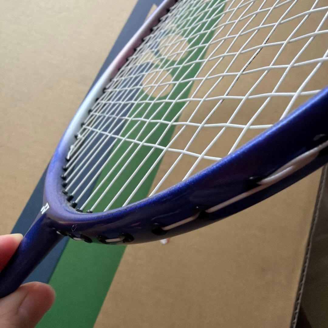 ヨネックス ISOMETRIC 250 バドミントンラケット