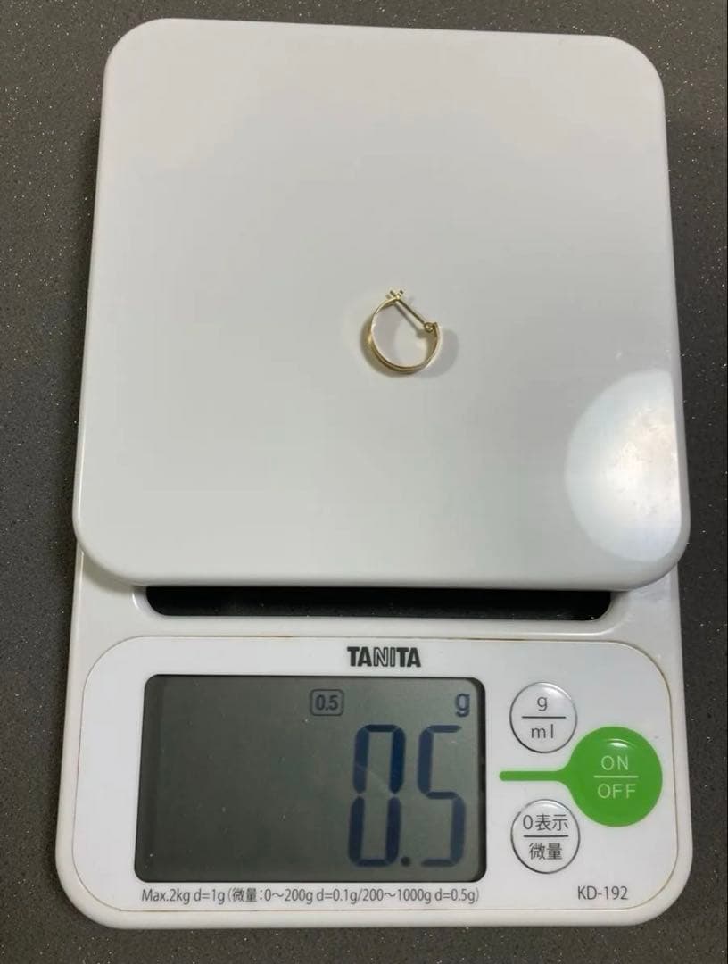 k18 片耳ピアス　フープピアス　１８金 Ｋ１８　ピンクゴールド