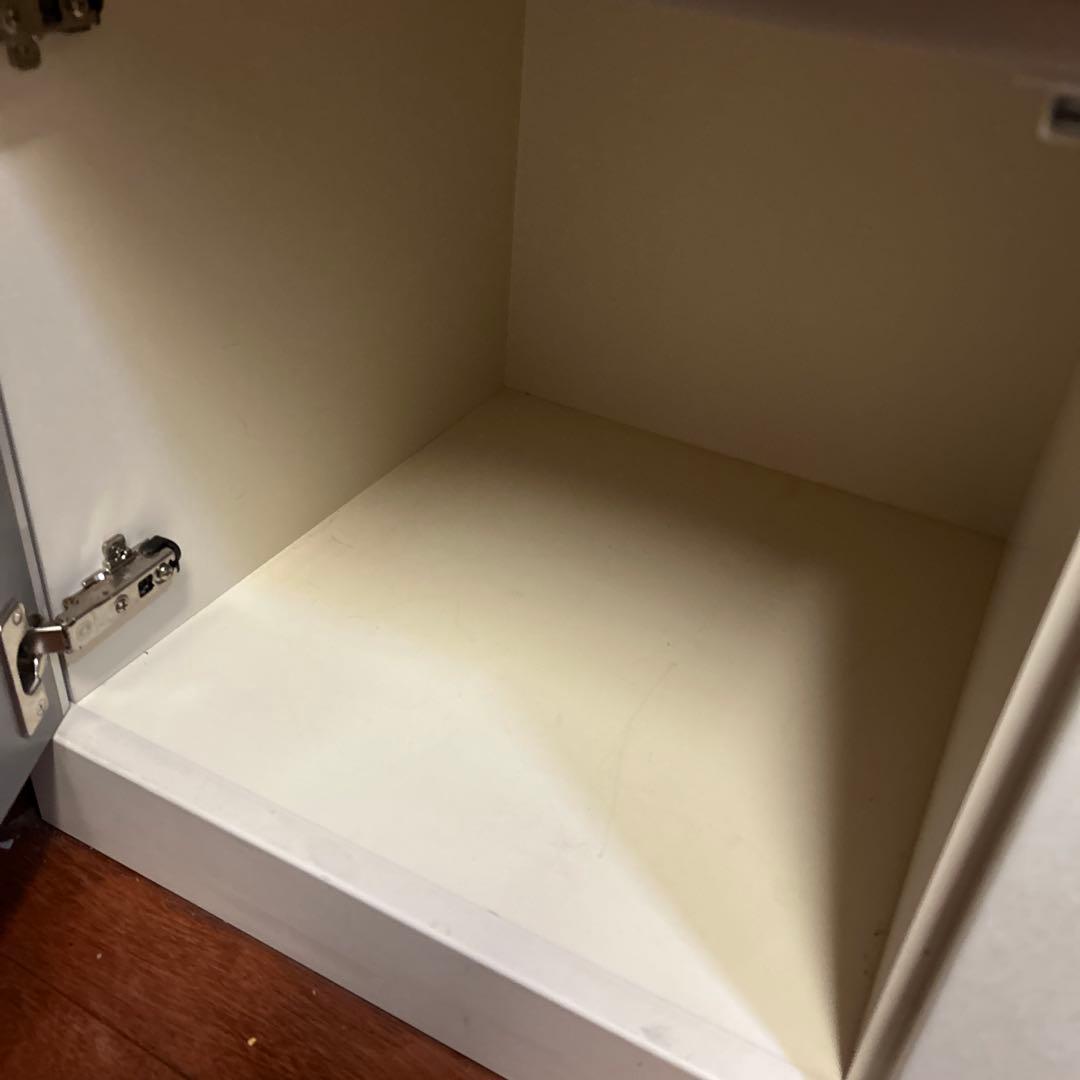 ホワイト 食器棚 二段式 ガラス扉