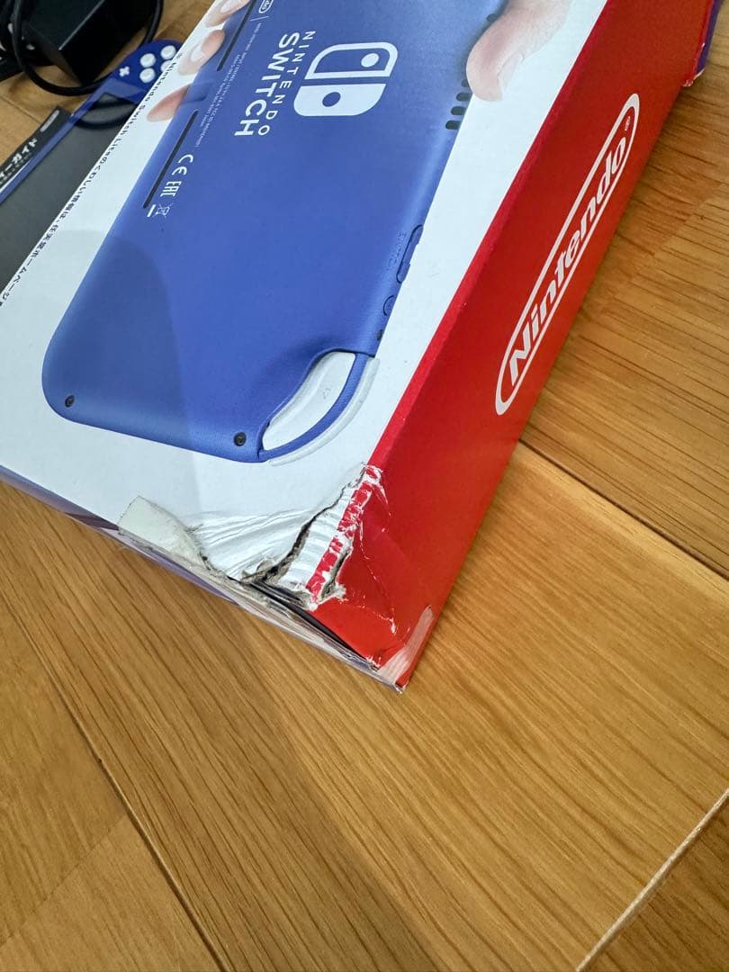 美品Nintendo Switch Lite 本体 ブルー 青 ACアダプター付