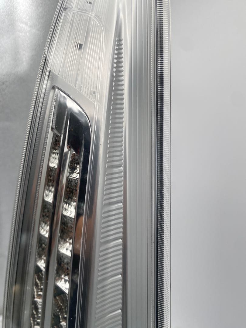 日産 セレナ C26 純正 テールランプ 左右セット 点灯確認済み