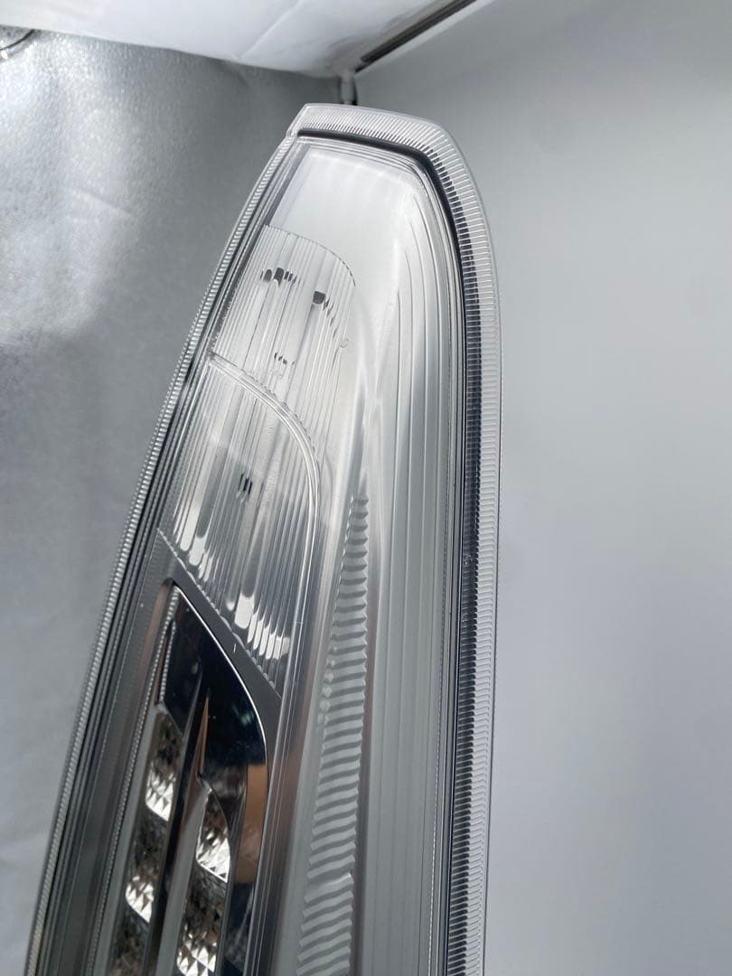 日産 セレナ C26 純正 テールランプ 左右セット 点灯確認済み