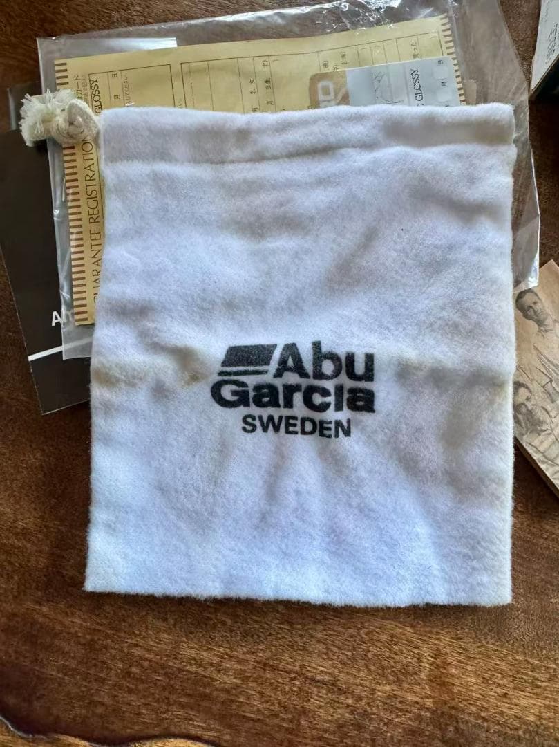 Abu Garcia ambassadeur T3000C Glossy 未使用