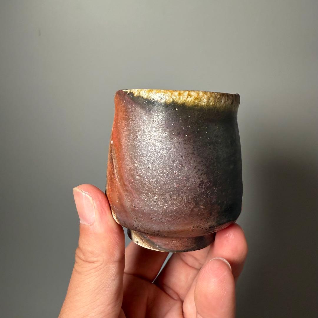 備前焼　ぐい呑み　二点　森博昭（森丁斎）　山本出（祖父・山本陶秀　人間国宝）