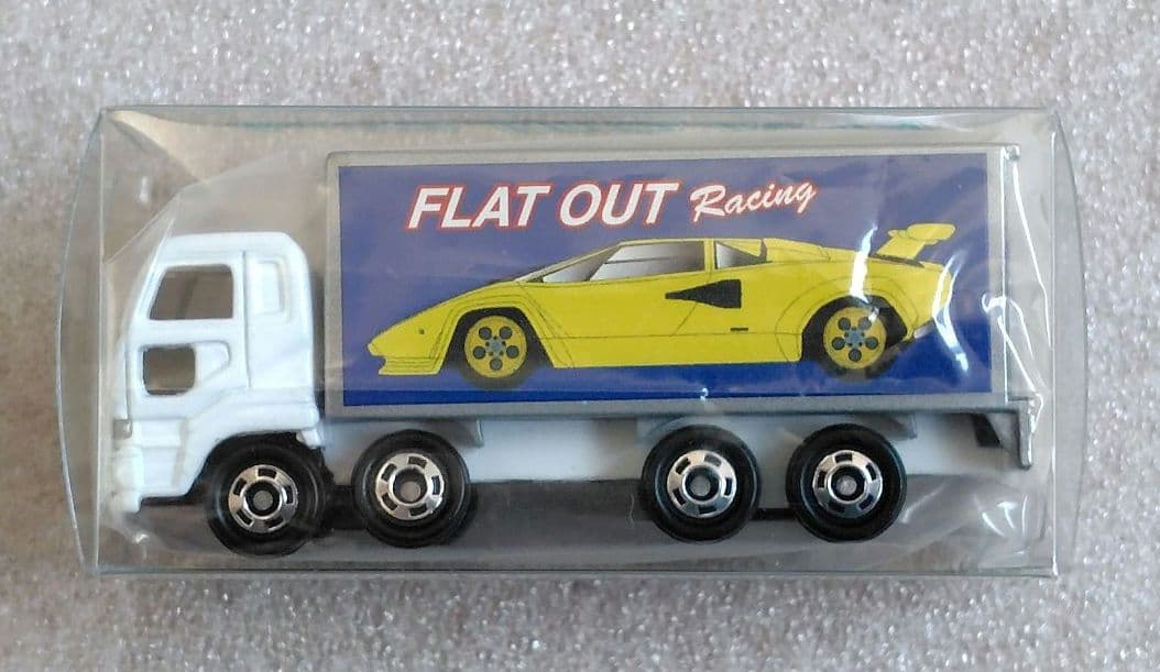 【新品未開封】特注トミカ　FLAT OUT Racing　2台まとめ売り