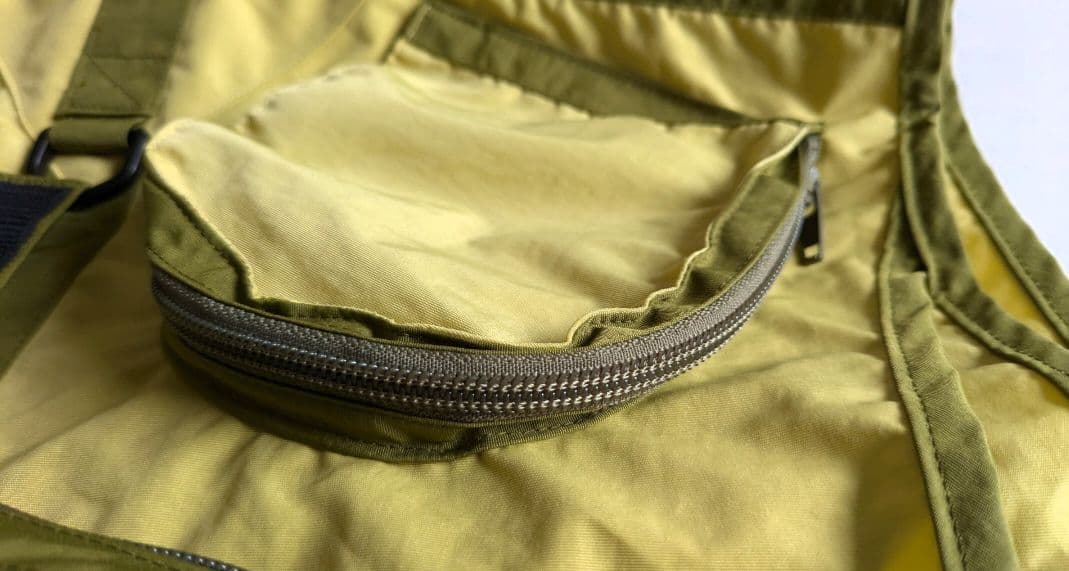 アングラーズハウス　フィッシングベスト　Lサイズ