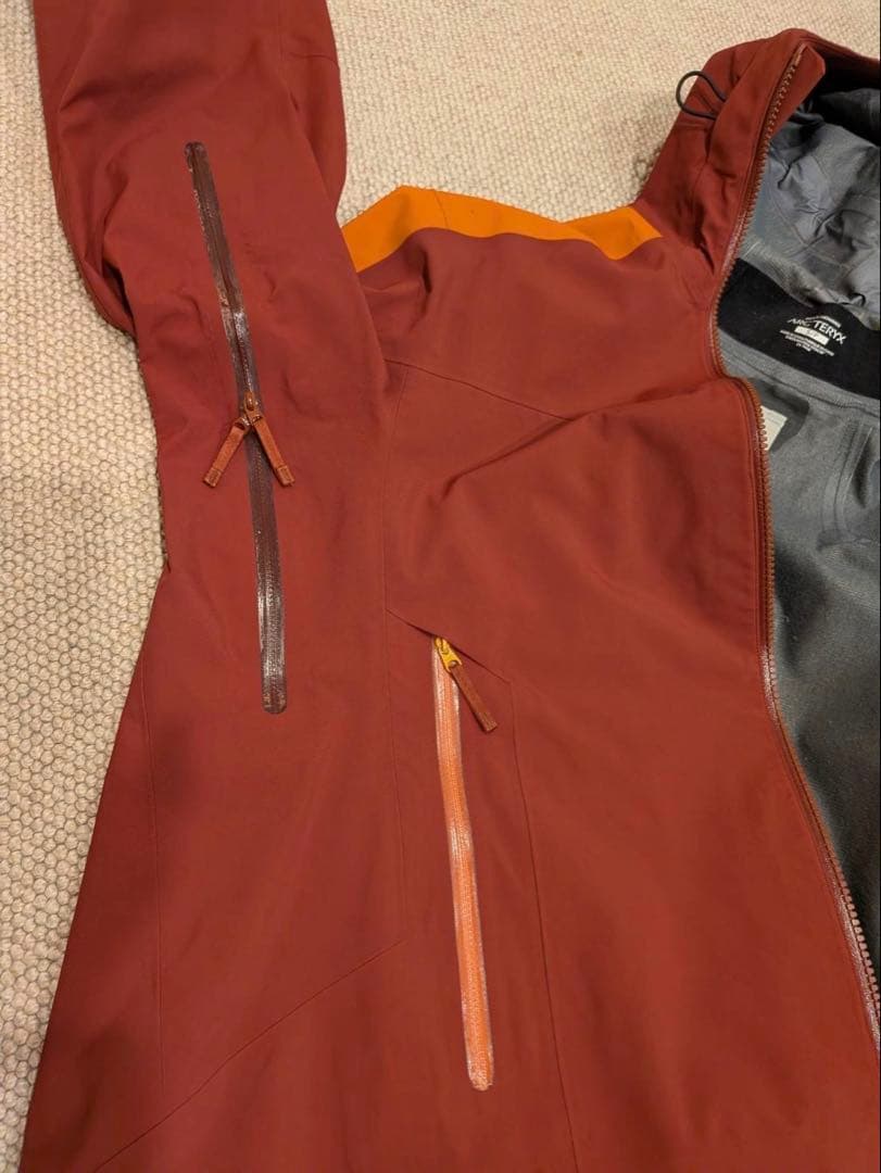 アークテリクスサイドワインダージャケットサイズs廃盤品