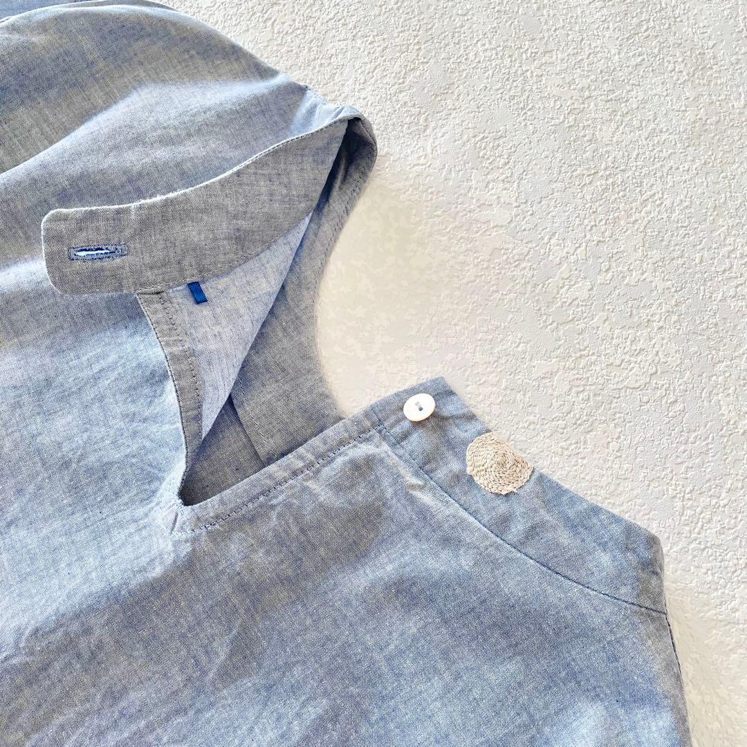 パラスパレス　刺繍ドット柄　シャンブレーブラウス