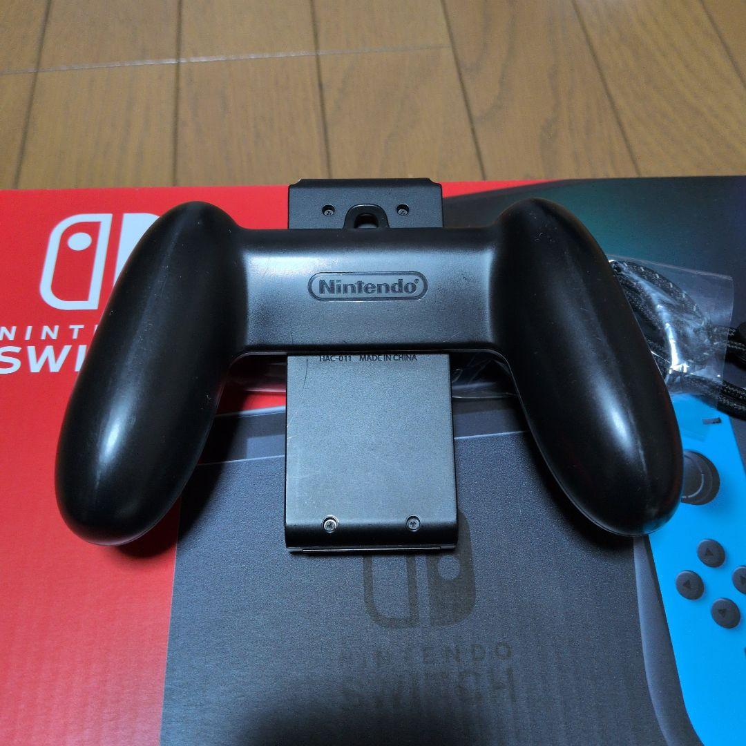【美品】2021年製Nintendo Switch