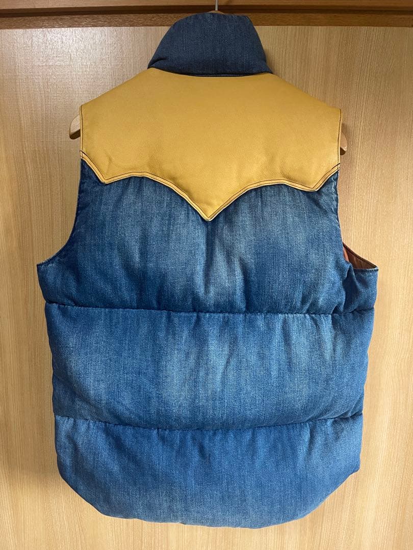 ロッキーマウンテン　デニムダウンベスト　ダウンベスト40サイズ