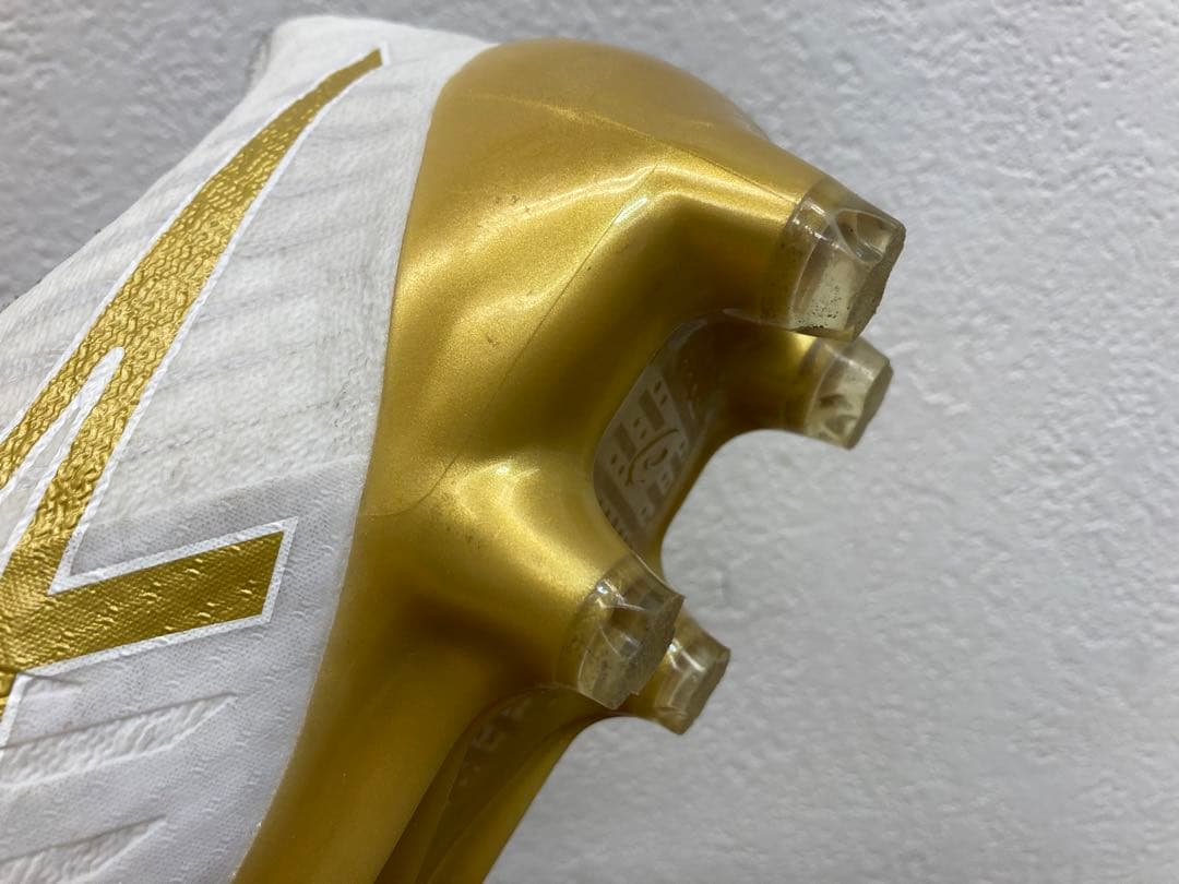 極美品 アシックス DS LIGHT ACROS 2/24.5 HG/AG