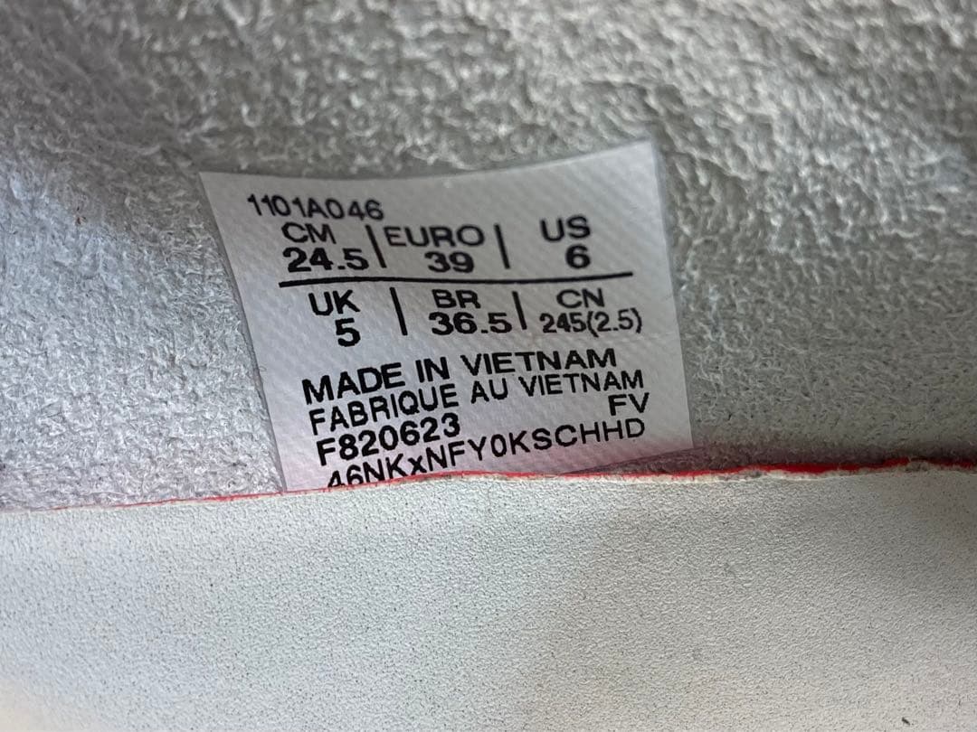 極美品 アシックス DS LIGHT ACROS 2/24.5 HG/AG