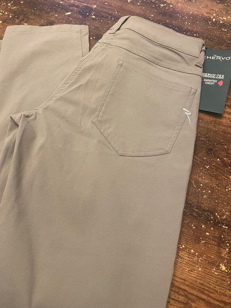 【新品タグ付き】シェルボ　レディース　ゴルフ　 パンツ　size40