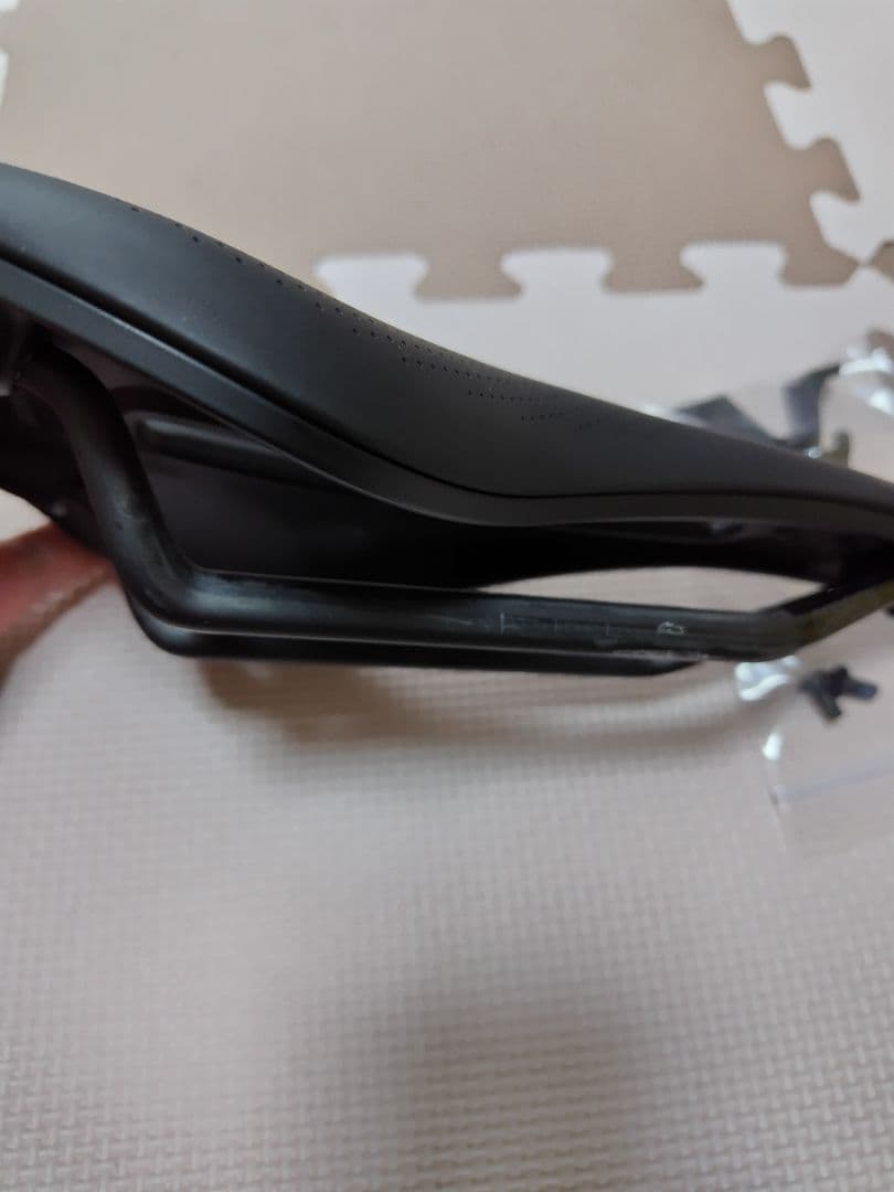 Bontrager ボントレガー Verse Pro 145mm バイク サドル