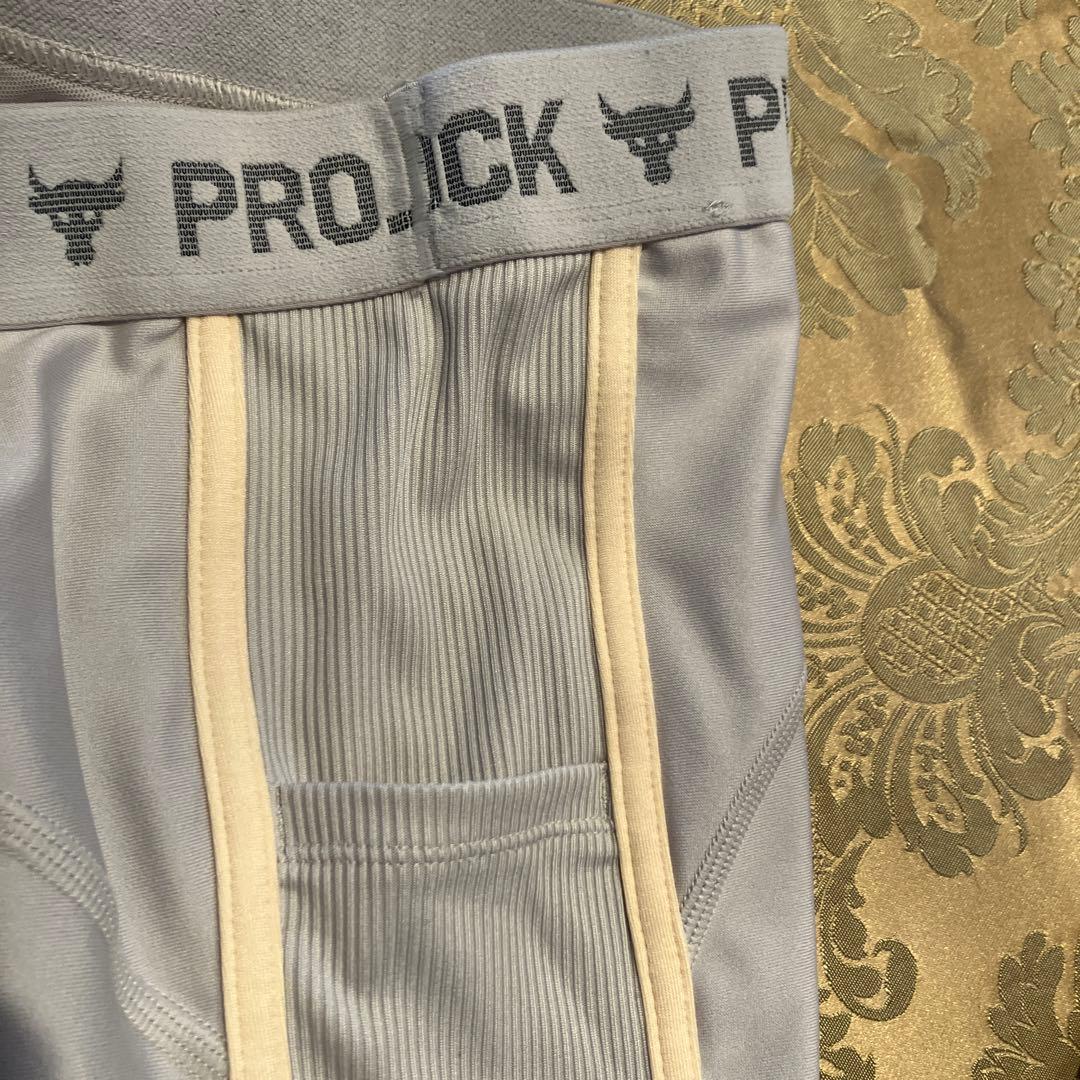 アンダーアーマー　超美品トレーニングウエア　セット