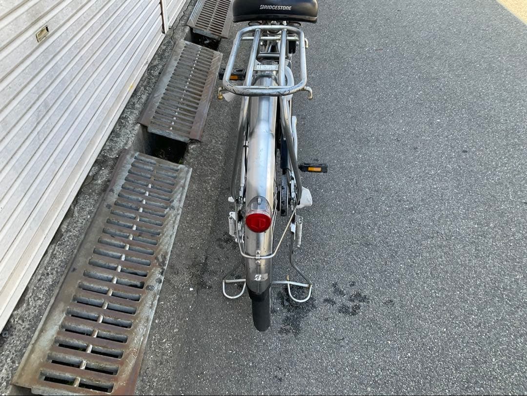 ブリヂストン新機種電動アシスト自転車フロンティア26インチグレーアルミボディー