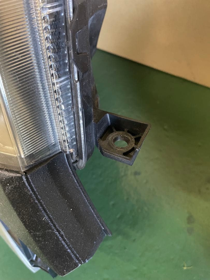 ホンダ　nbox カスタム jf1 ヘッドライト