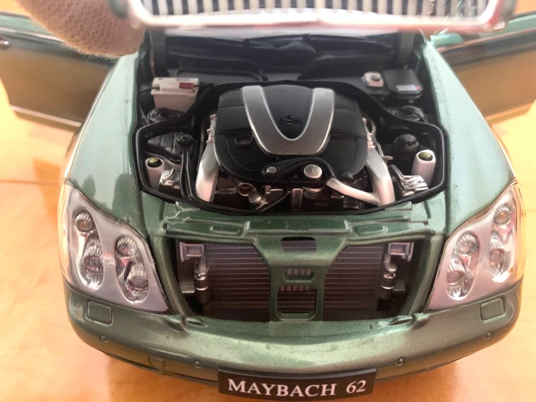 Ryuu。MAYBACH 2台セットミニカー 1:18