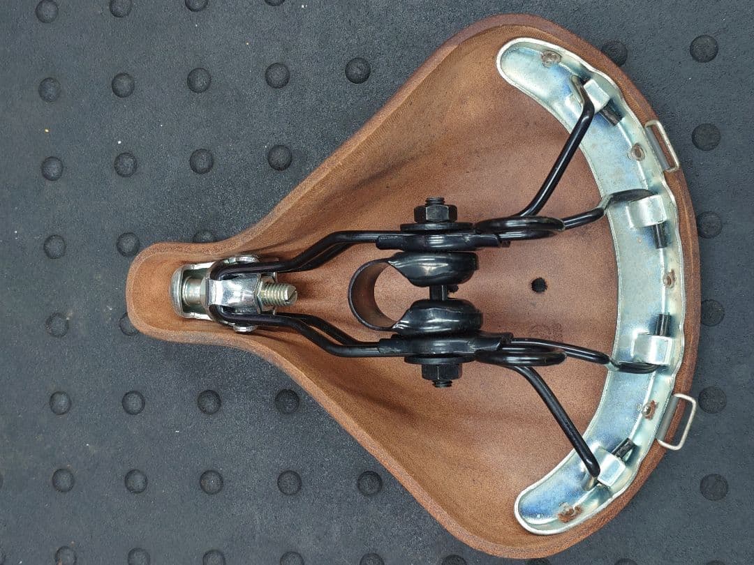 藤田サドル　Belt　レザーサドル　デッドストック品