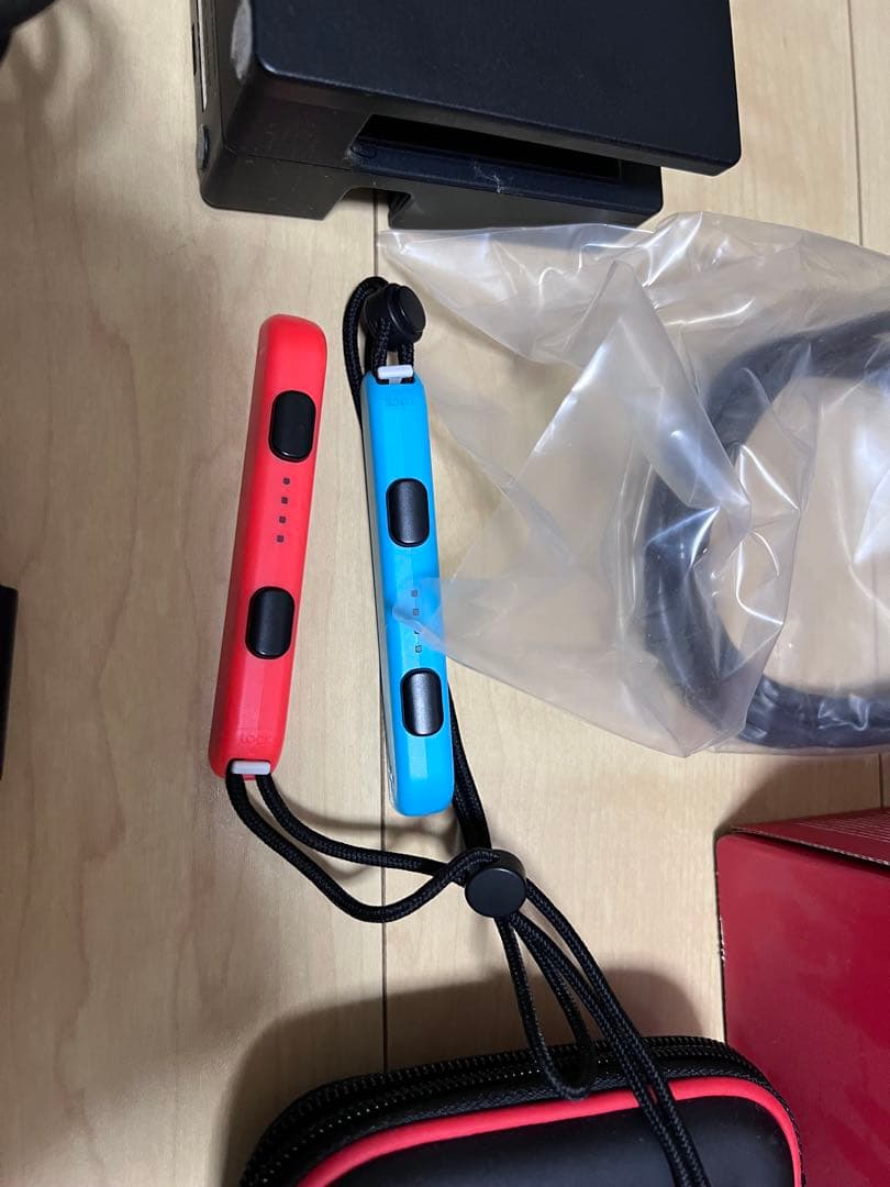 【JOYコン良好】Nintendo Switch本体、キャリーケース付き