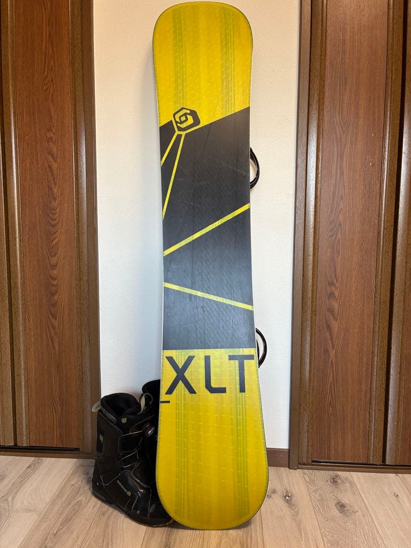 今だからお得！初心者歓迎Salomon XLT 53 スノーボードとブーツセット