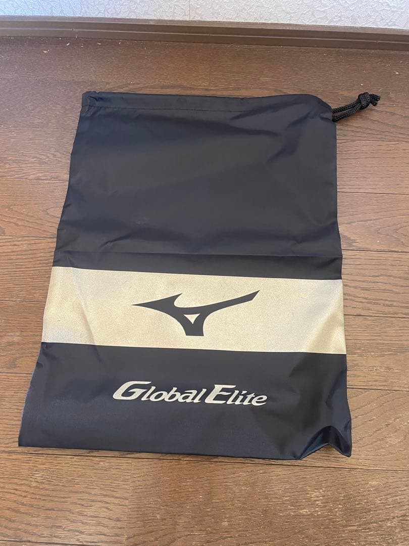 ミズノ限定　紐式アップシューズ　黒×黒×黒　右投げ用P革付き26.5cm