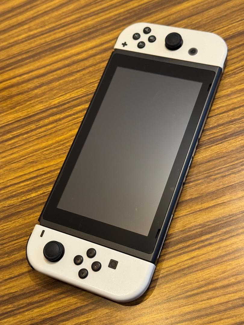 Nintendo Switch 本体セット 社外プロコン、ジョイコンスタンド付き