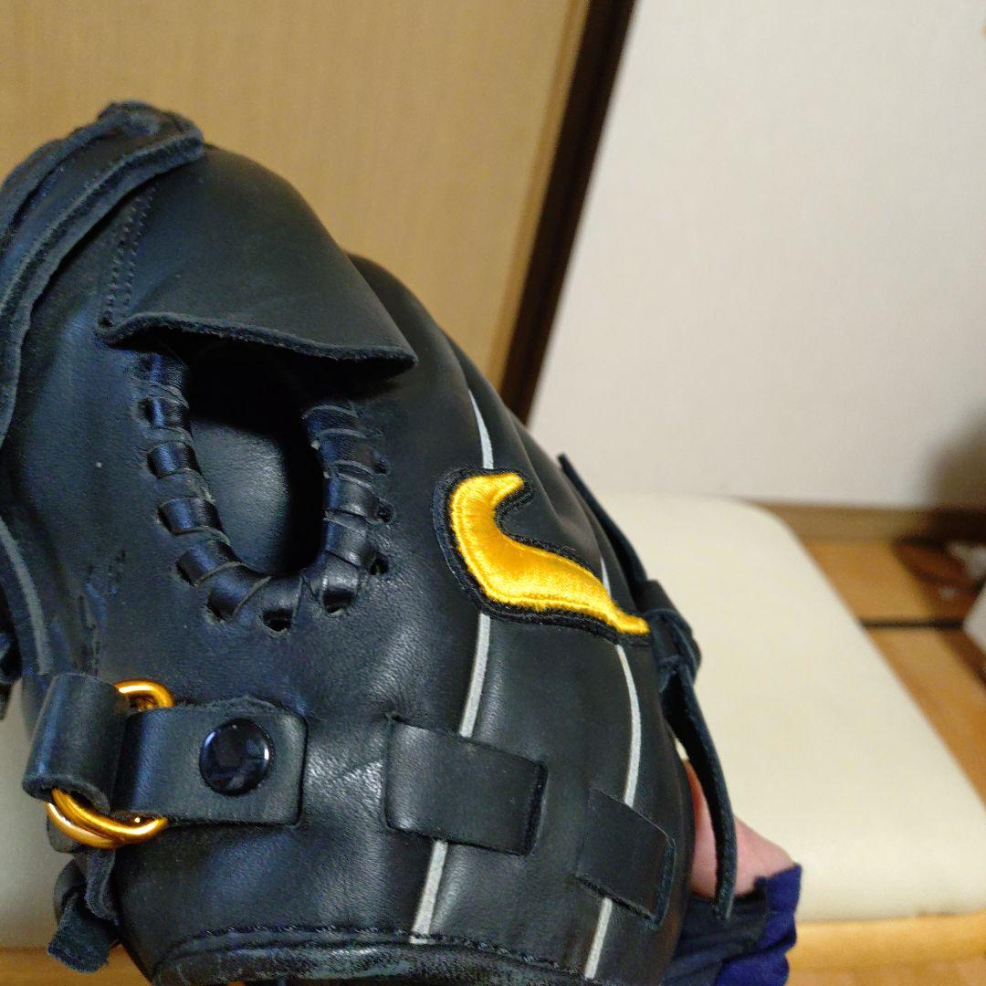 ナイキ　ダルビッシュモデル　一般軟式用グローブ　良品