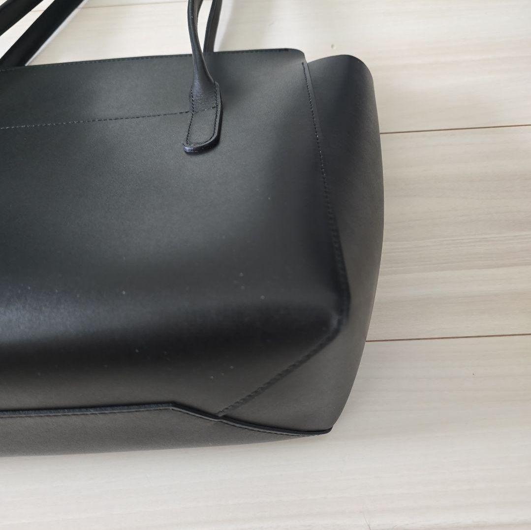 美品 バーニーズニューヨーク 黒 レザー トートバッグ