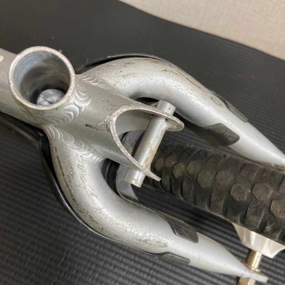 ストライダー 12Sport Pro スタンド付