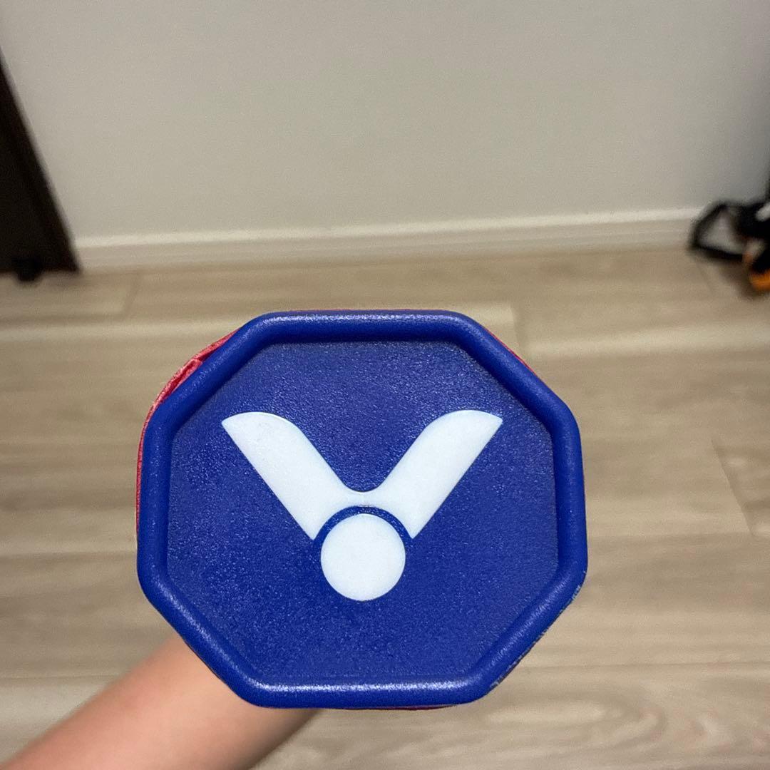 バドミントンラケットアストロクス99proとビクターリューが