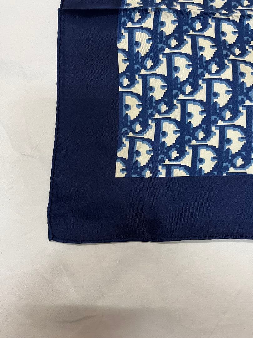 0115A23 クリスチャン ディオール トロッター スカーフ